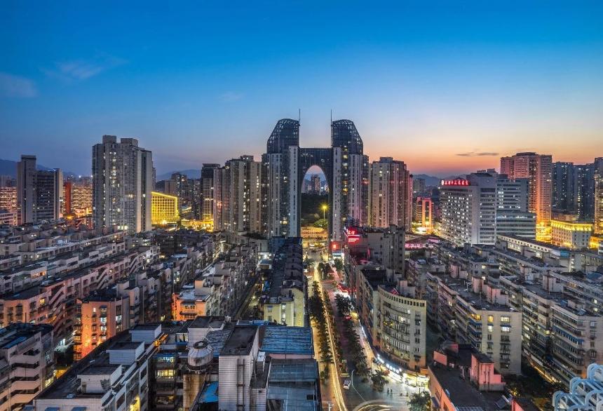工業(yè)用地最新政策解讀，深度探討與指導(dǎo)標(biāo)題建議，工業(yè)用地新政解讀，政策調(diào)整及其影響分析