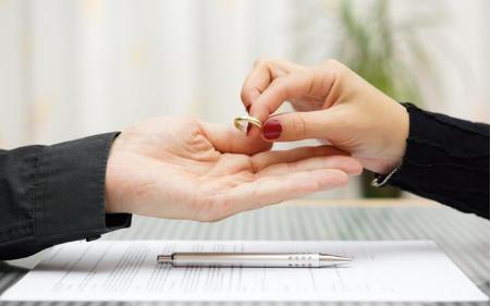 科技時代下的婚姻新紀(jì)元，最新結(jié)婚年齡法律規(guī)定解讀