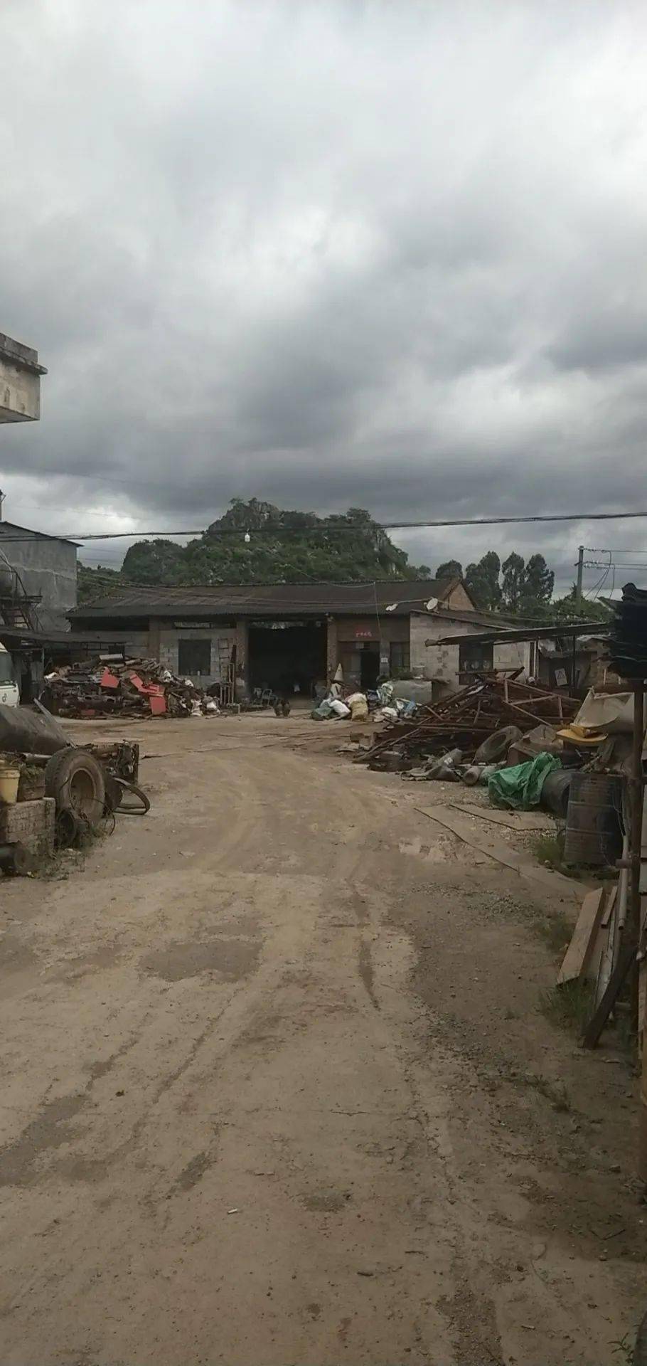 沾益最新地基出售，故事中的溫馨家園締造地